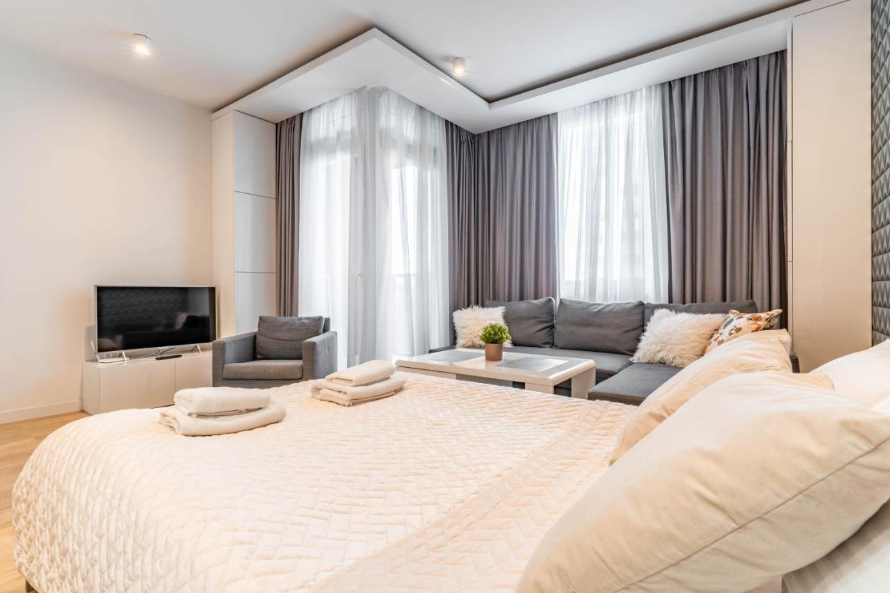 Wrocapartments Starcenter - Parking Free Apartment Wroclaw
